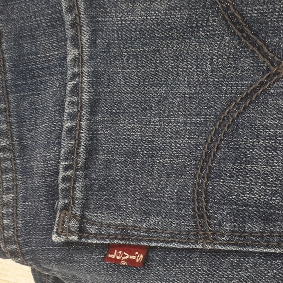 Levi's Blue Jean Capris Size 4/27 - Picture 6 of 16